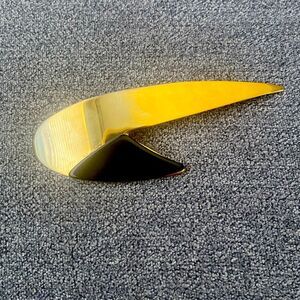 Rare Laurel Burch vintage gold toned brooch